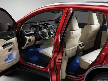 Honda CR-V 4: интерьер