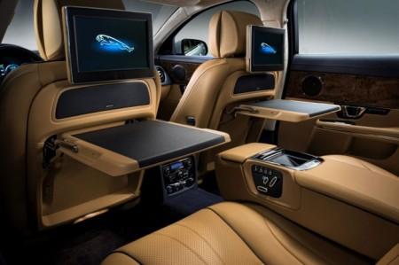 Jaguar XJ 2014: интерьер