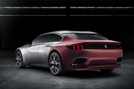 Peugeot Exalt Concept: вид сзади