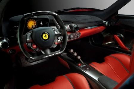 Ferrari LaFerrari: салон