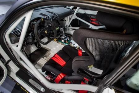 Porsche Cayman GT4 Clubsport - салон