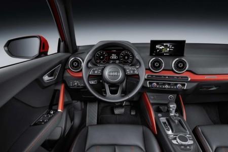 Audi Q2 - салон