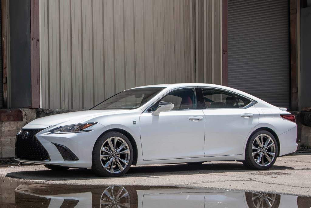 Lexus es 250 белый перламутр