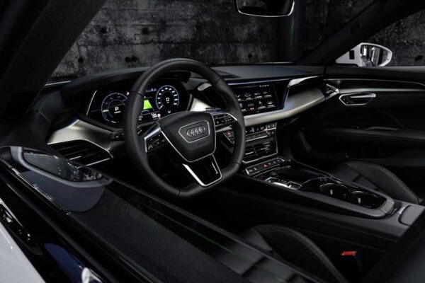 Audi e-Tron GT - салон